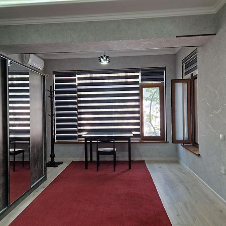 Nihol Apartment Tashkent Luaran gambar