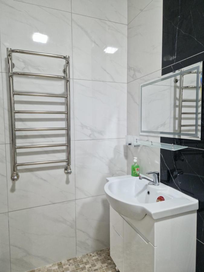 Nihol Apartment Tashkent Luaran gambar