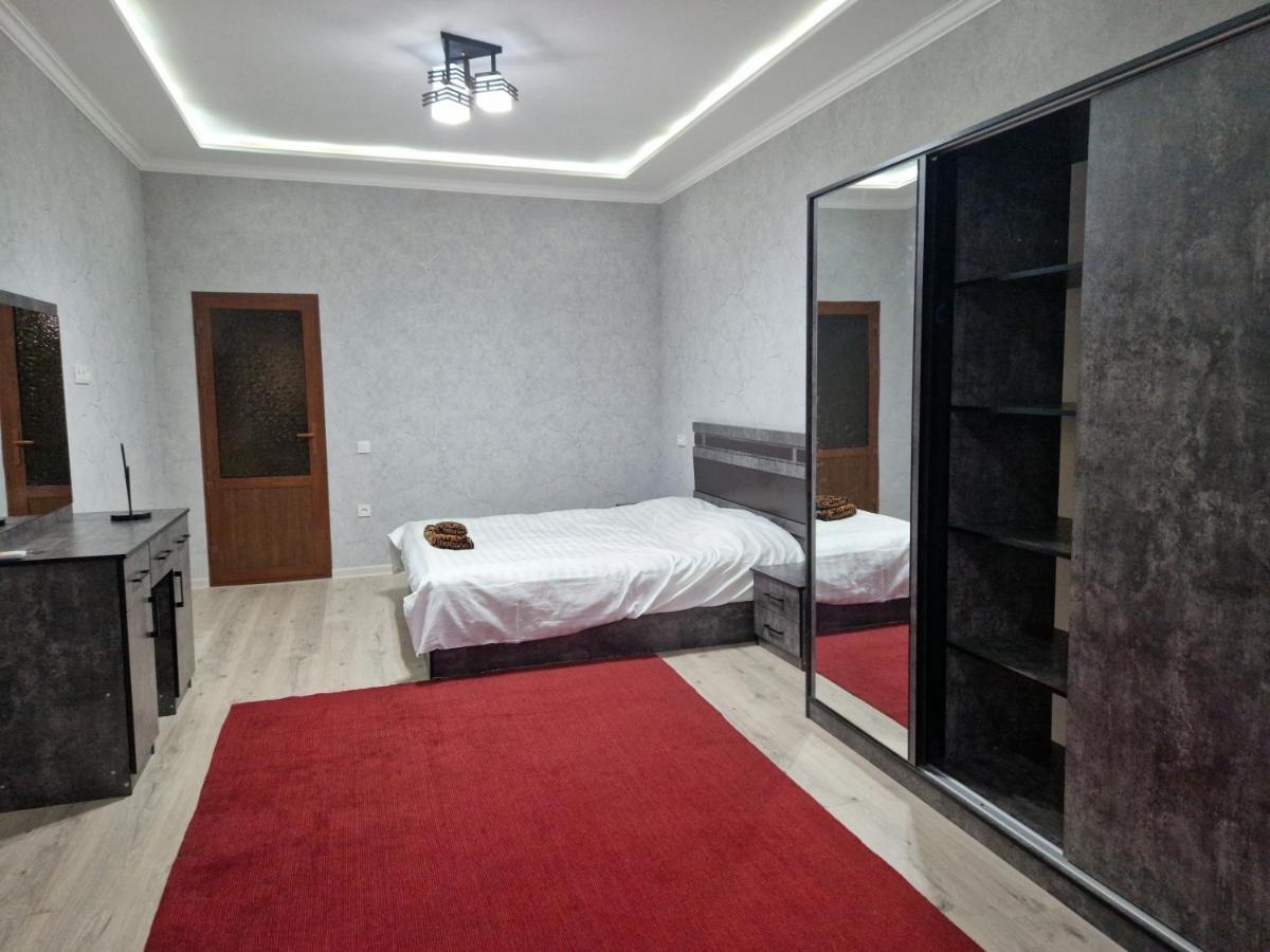 Nihol Apartment Tashkent Luaran gambar